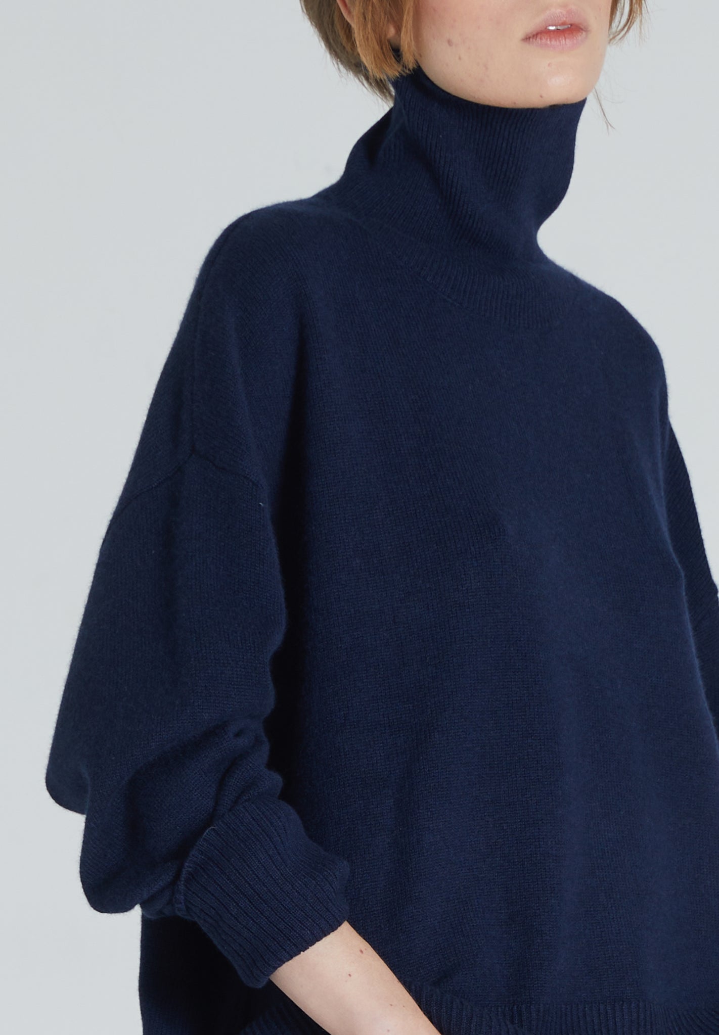 TURTLENECK NAVY