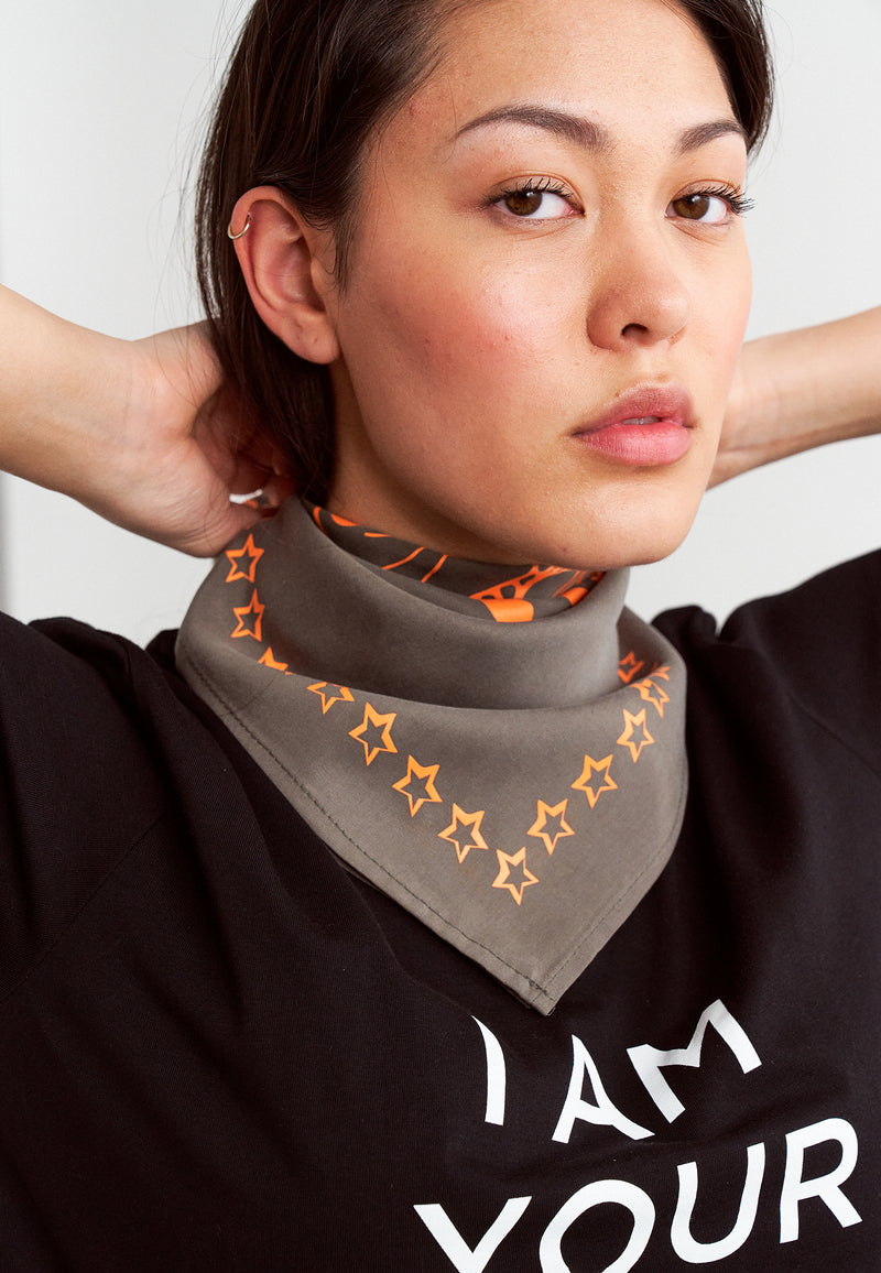 LUCKY SCARF